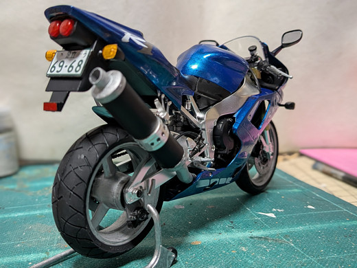 タミヤ YAMAHA YZF-R1 : ショーナンロケッティアズ STAND ALONE BLOGLLESIV